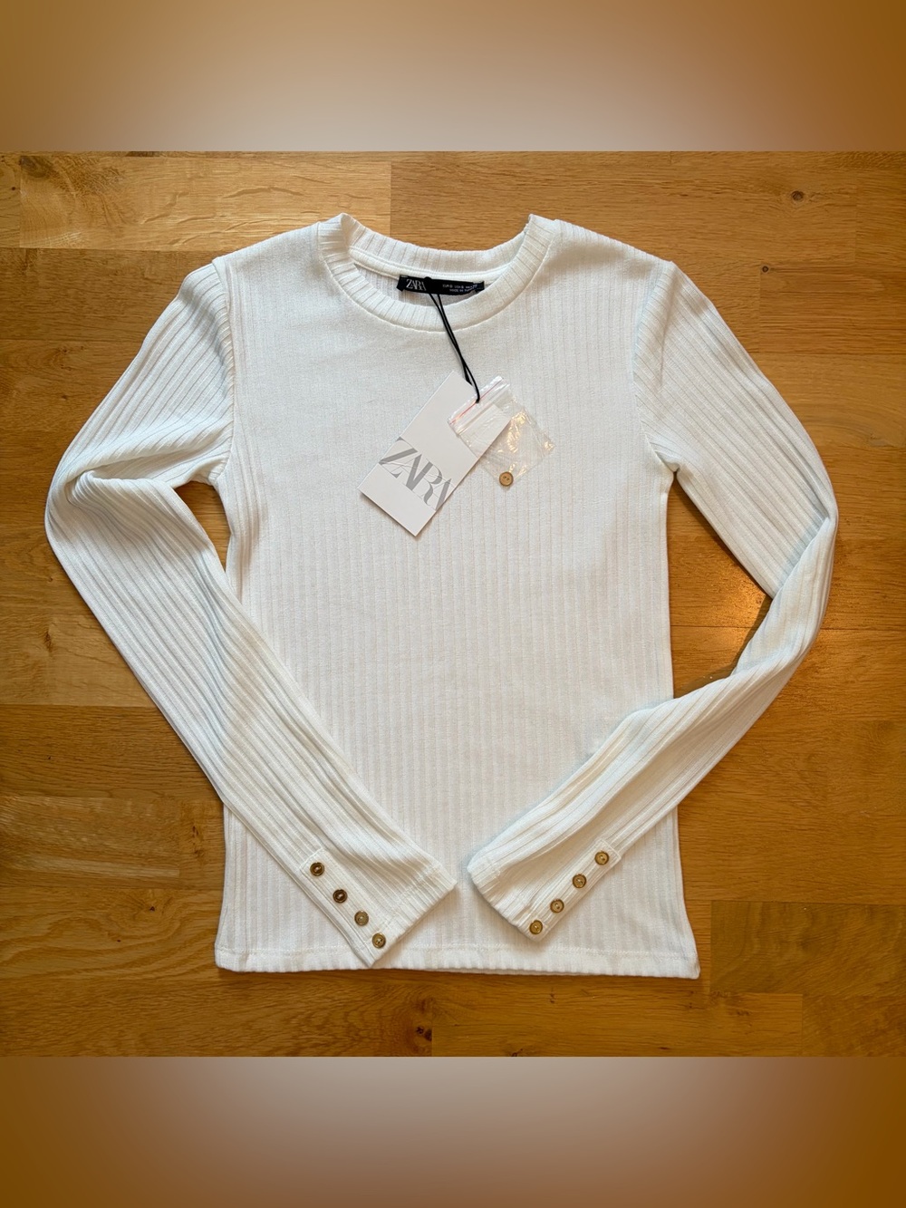 NWT Zara White Ribbed Long-Sleeve Top with Gold Buttons